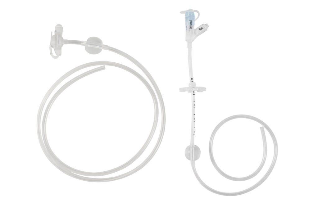 أنابيب التغذية الصائمية (J)